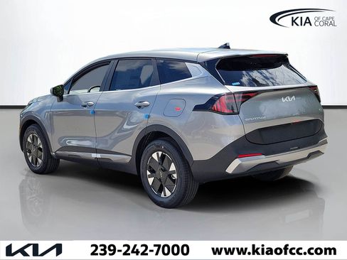 New 2026 Kia Sportage LX FWD image 4