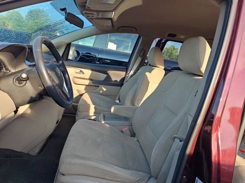 Used 2014 Honda Odyssey EX image 7