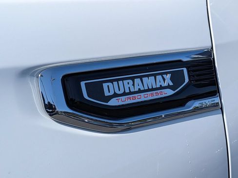 Used 2024 GMC Sierra 1500 SLT w/ SLT Premium Plus Package RWD image 10