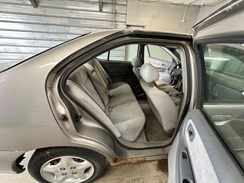 Used 2000 Nissan Altima XE FWD image 26