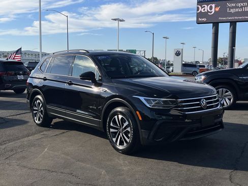 Certified 2024 Volkswagen Tiguan S image 27