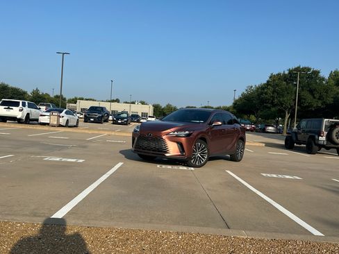 Used 2023 Lexus RX 350 Premium Plus w/ Cold Area Package FWD image 1