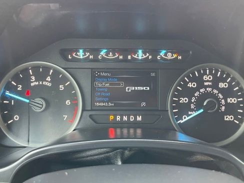 Used 2018 Ford F150 XLT w/ Equipment Group 302A Luxury image 14