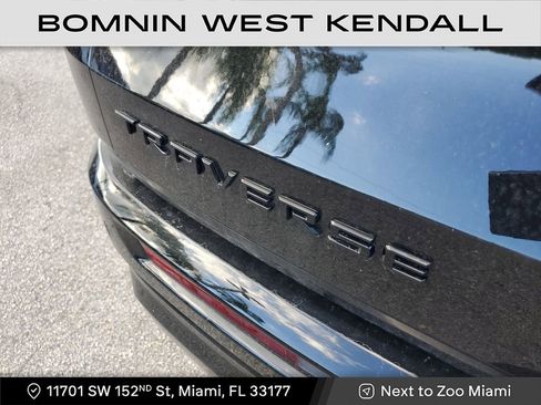 Used 2024 Chevrolet Traverse RS image 12