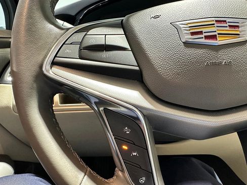 Used 2021 Cadillac XT5 Premium Luxury AWD/4WD image 19