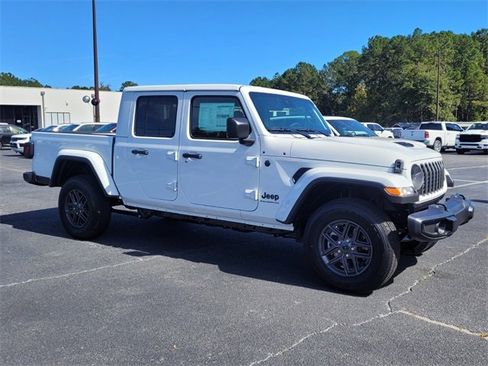 New 2025 Jeep Gladiator Sport image 1
