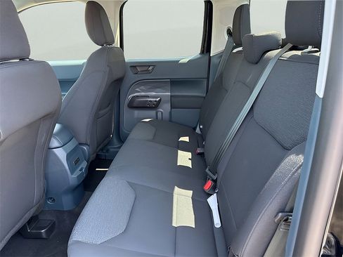 Used 2025 Ford Maverick XL image 13