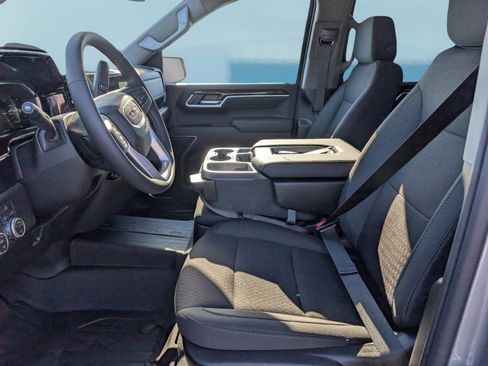 New 2026 GMC Sierra 1500 Elevation w/ LPO, Elevation Black Package image 20