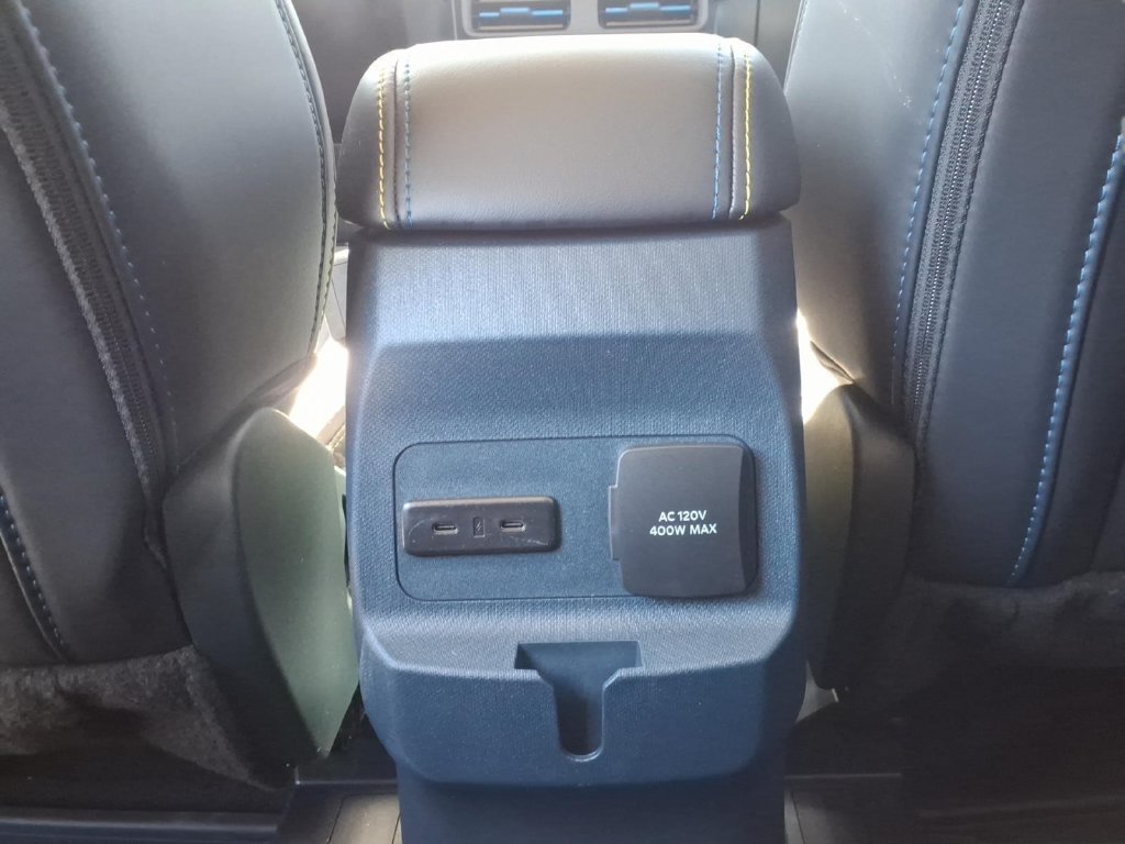 Used 2026 Ford Maverick Lobo AWD/4WD image 17