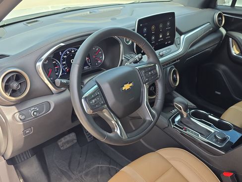 Used 2023 Chevrolet Blazer Premier w/ Enhanced Convenience Package AWD/4WD image 13