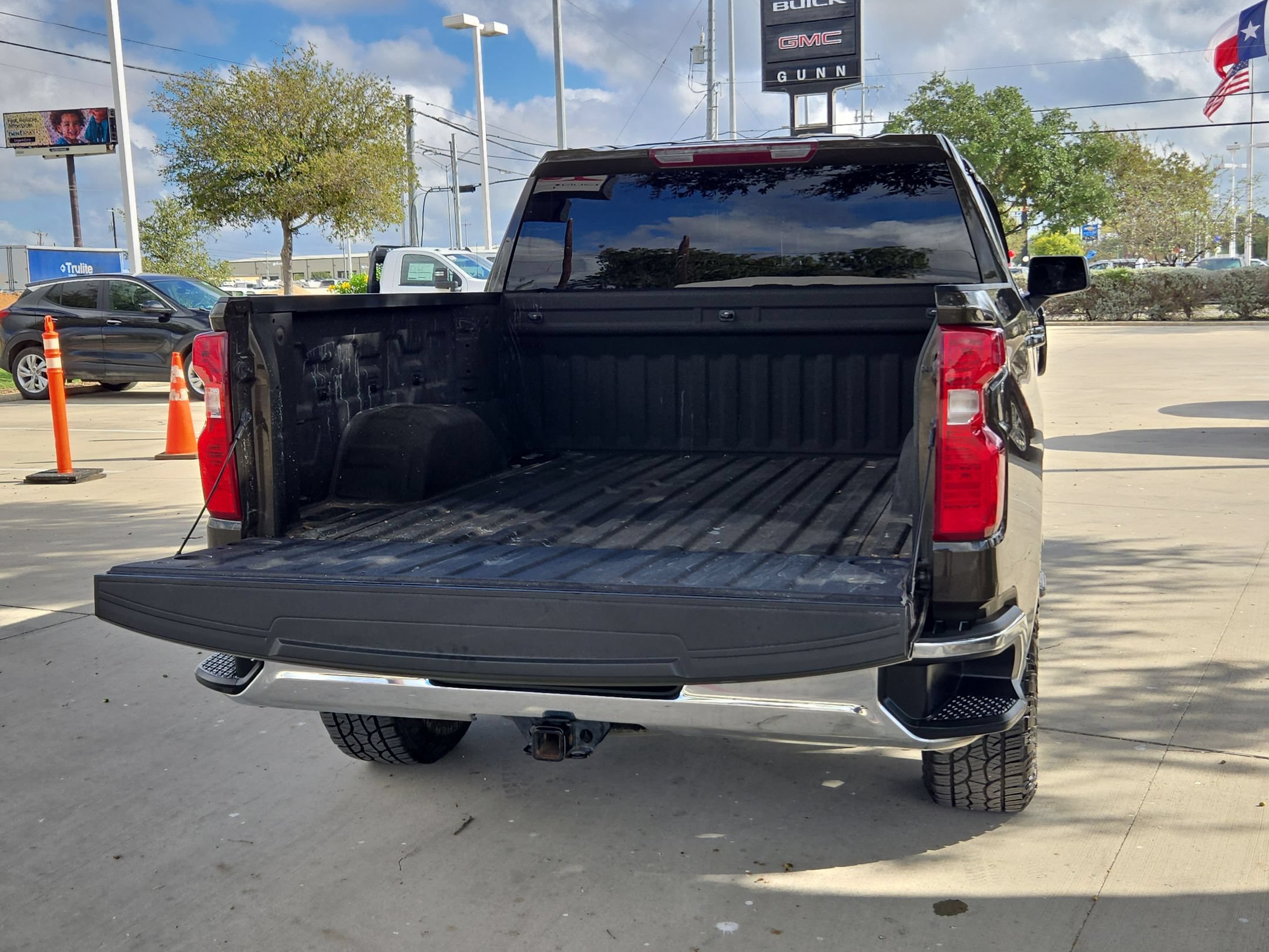 Certified 2023 Chevrolet Silverado 1500 LT AWD/4WD image 22