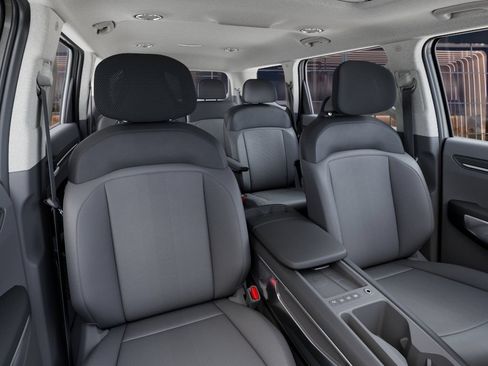 New 2026 Kia EV9 Light RWD image 17