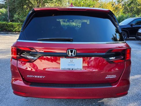 Certified 2024 Honda Odyssey Sport image 14
