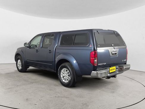 Used 2019 Nissan Frontier SV AWD/4WD image 3