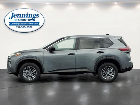 Used 2024 Nissan Rogue S AWD/4WD image 2