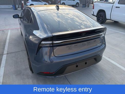 Used 2026 Toyota Prius Plug-In Hybrid image 3