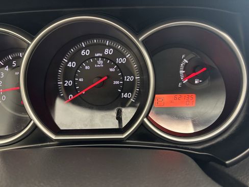 Used 2012 Nissan Versa 1.8 S image 12