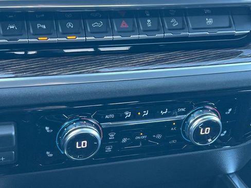 New 2026 GMC Sierra 1500 Elevation AWD/4WD image 17