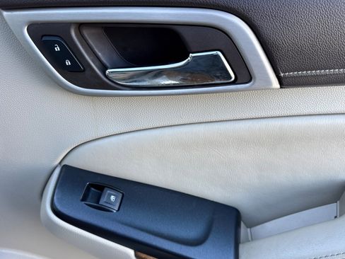 Used 2015 GMC Yukon Denali w/ Touring Package image 23