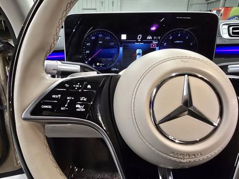 Used 2023 Mercedes-Benz S 580 S 580 image 20