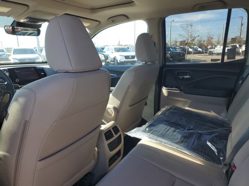 Used 2023 Honda Ridgeline RTL image 13