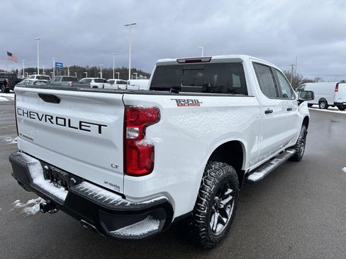Used 2020 Chevrolet Silverado 1500 LT Trail Boss image 14