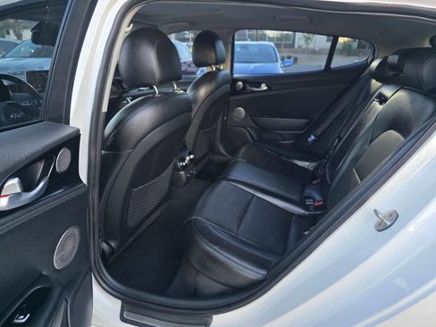 Used 2019 Kia Stinger w/ Sun & Sound Package RWD image 11