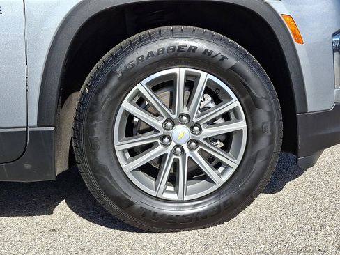 Certified 2023 Chevrolet Traverse LT w/ LPO, Floor Liner Package image 9