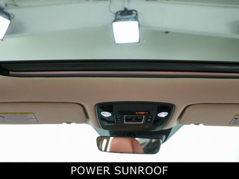 Used 2022 Kia Carnival SX Prestige FWD image 21