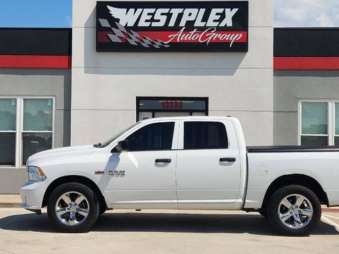 Used 2014 RAM 1500 Express AWD/4WD image 28