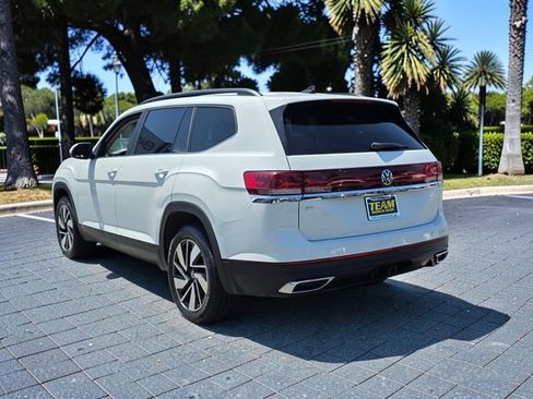 Used 2024 Volkswagen Atlas SE FWD image 6