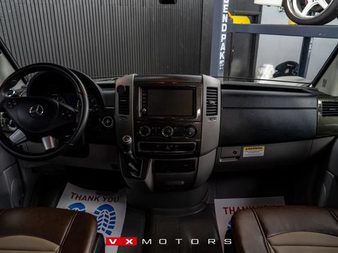 Used 2017 Mercedes-Benz Sprinter 3500 image 26