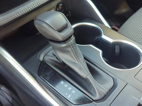 Used 2023 Toyota Highlander L FWD image 21
