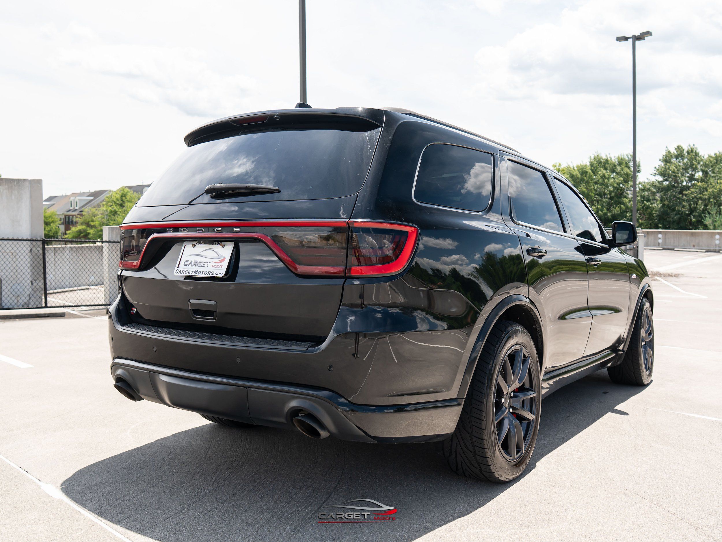 Used 2018 Dodge Durango SRT w/ Technology Group AWD/4WD image 7
