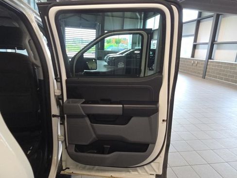 Used 2022 Ford F150 XLT w/ Equipment Group 301A Mid AWD/4WD image 15