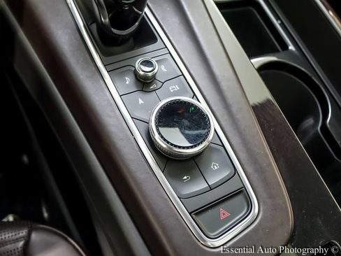 Certified 2021 Cadillac Escalade Premium Luxury Platinum AWD/4WD image 22