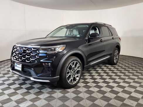 New 2025 Ford Explorer Platinum w/ Ultimate Package image 3