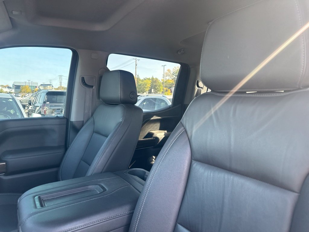 Used 2021 Chevrolet Silverado 1500 LT Trail Boss w/ Convenience Package II AWD/4WD image 32