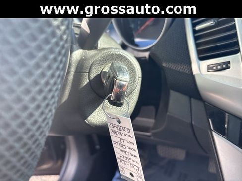 Used 2014 Chevrolet Cruze LT image 18