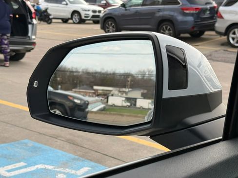 Used 2018 Audi Q7 3.0T Premium Plus image 48