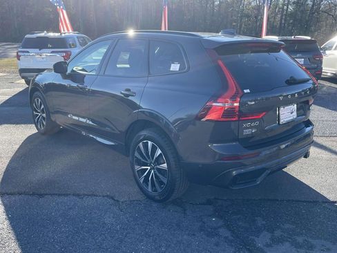 Used 2024 Volvo XC60 B5 Plus image 5