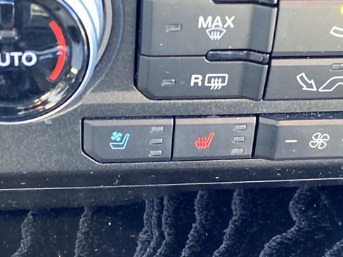 Used 2020 Ford F150 Platinum w/ Equipment Group 701A Luxury image 26