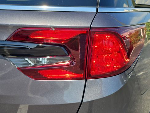 New 2026 Honda Odyssey EX-L image 9