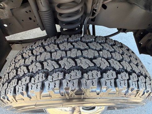 Used 2005 Ford F350 XL image 20