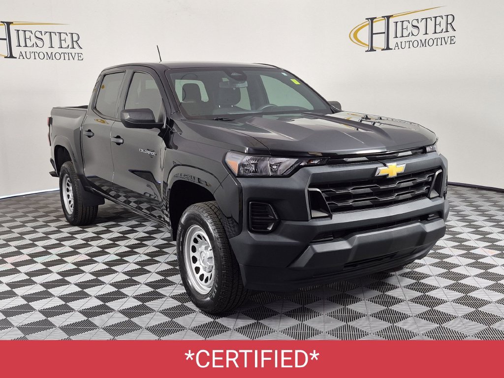 Used 2023 Chevrolet Colorado W/T w/ Advanced Trailering Package RWD image 2