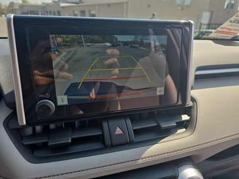 Used 2024 Toyota RAV4 XLE image 25