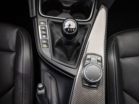 Used 2018 BMW M3 RWD image 38