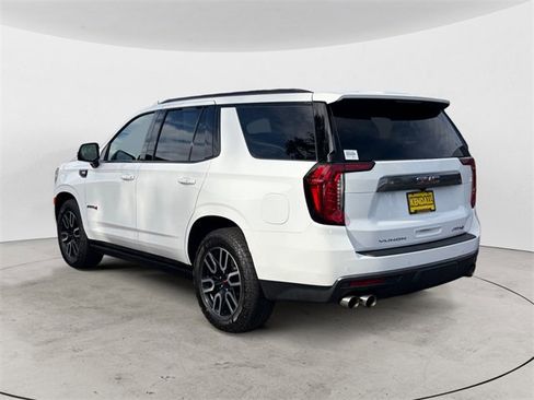 Used 2023 GMC Yukon AT4 image 5