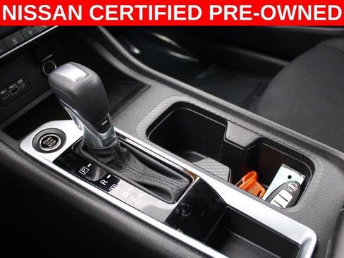 Certified 2021 Nissan Sentra SV image 36