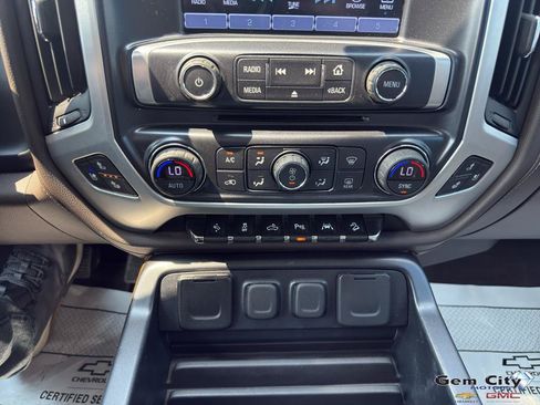 Used 2018 GMC Sierra 1500 SLT AWD/4WD image 21